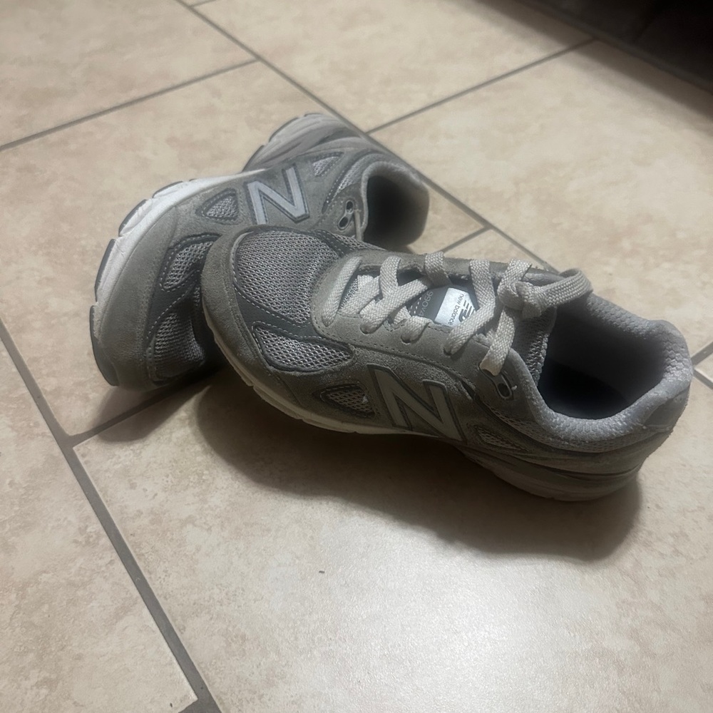New Balance 990 Kids' Light Gray Sneakers